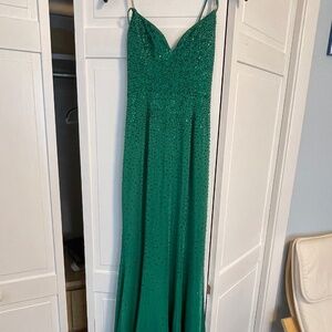 Women’s prom dress/ evening gown